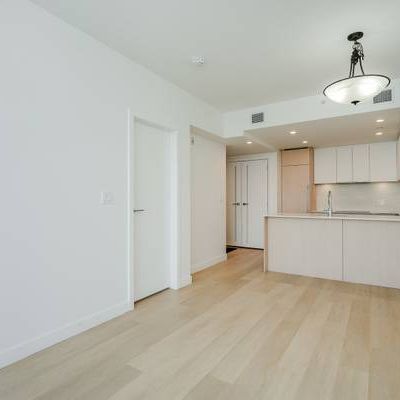 Brand New 1 bedroom Condo w/ parking at the Nest - $2400.00 - Photo 3