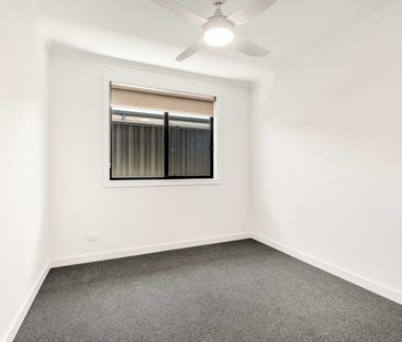 Welcome to your new home in the sought-after Munno Para Downs neigh... - Photo 4