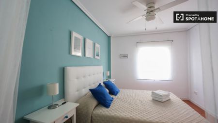 valencia, Valencian Community 46010 - Photo 4