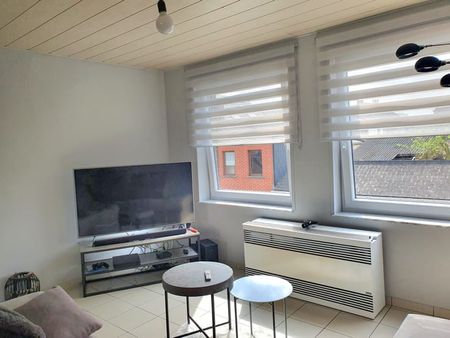 Appartement te huur - Foto 2