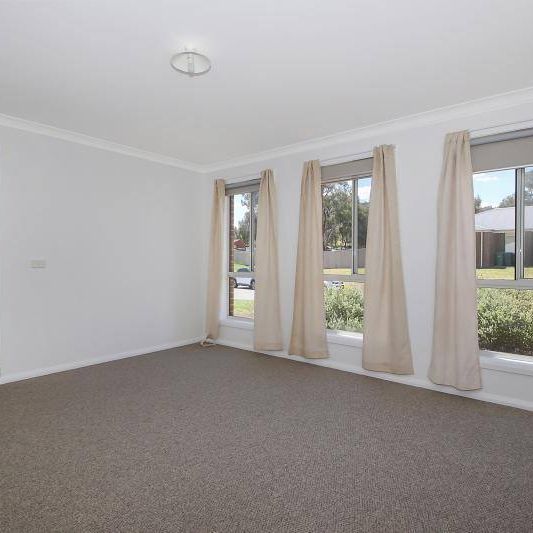 LOW MAINTENANCE LIVING! - Photo 1