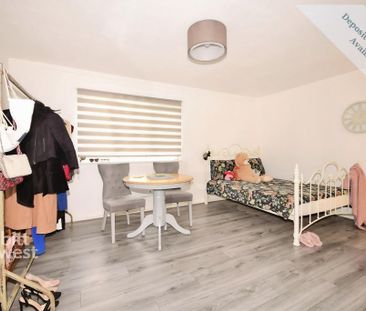 Studio to rent - Photo 2