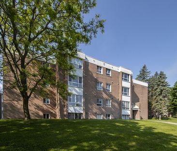 1340-1360 Kensington Parkway | 1340-1360 Kensington Parkway, Brockville - Photo 1