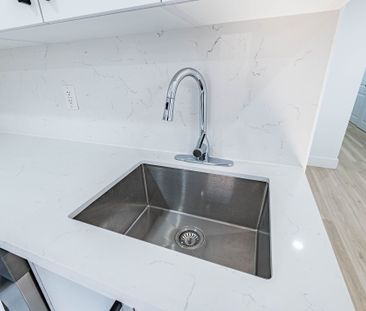 For Lease - 20 Penn Drive, Brampton, Ontario - Photo 6