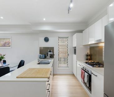 Furnished Modern 3-Bedroom Townhouse in Prime Morningside Location - Photo 6