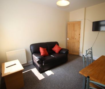 27 Hood Street - Photo 6