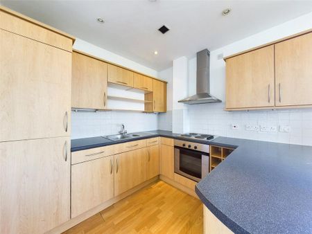 1 bedroom apartment to rent - Photo 4