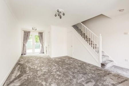 2 bedroom terraced house to rent - Photo 3