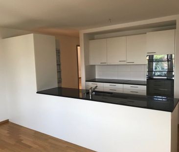 A happy apartment start - Photo 1