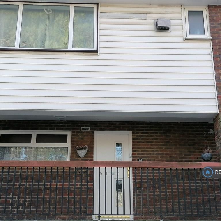 2 bedroom maisonette to rent - Photo 2