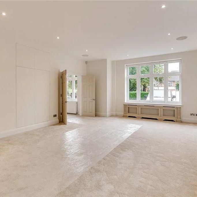 8 bedroom detached house to rent - Photo 1