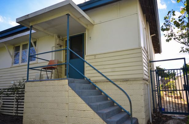 One Bedroom Unit in Convenient Mandurah Location - Photo 1