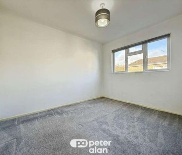 West View, Taffs Well, Cardiff, CF15 - Photo 4