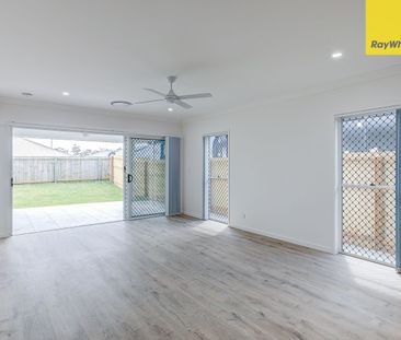 FOUR BEDROOM FAMILY HOME - Photo 6