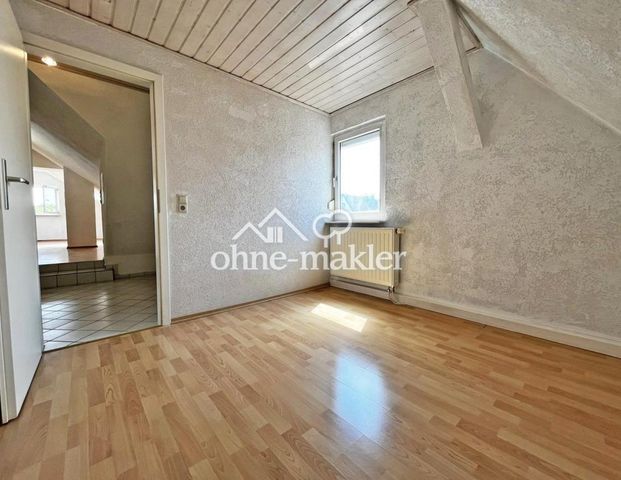 Gemütliche 3 Zimmer im Dachgeschoss - optimaler Grundriss - inkl. gepflegtem Bad & EBK - Photo 1