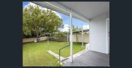 Tidy 2 Bedroom Unit - Photo 3