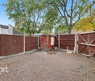 2 bedroom end of terrace house to rent - Photo 4