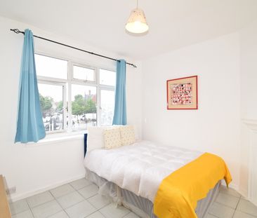 Room in a Shared Flat, Old Oak Common Lane, W3 - Photo 2