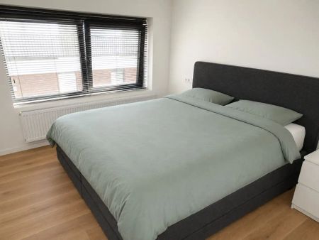 Energiezuinige gezinswoning met 3 slpk, tuin en autostaanplaats (+ garage) - Photo 2