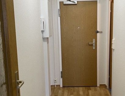 Studenten aufgepasst eine 1 Raumwohnung mit super Verkehrsanbindung - Foto 1