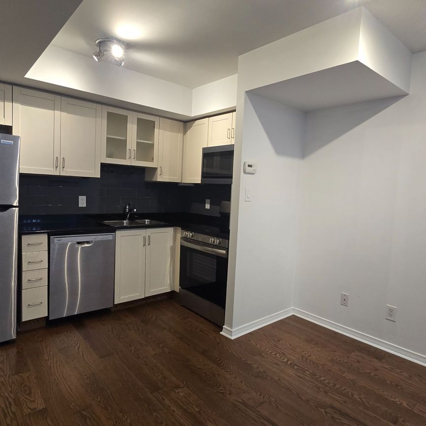 For Lease - 42 Western Battery Road Unit# 732, Toronto, Ontario - Photo 1