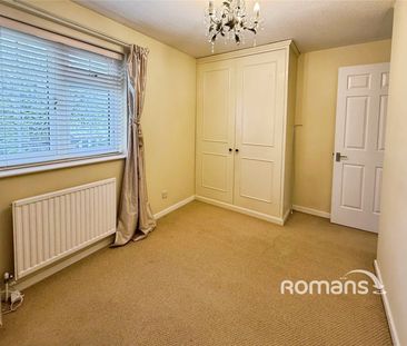 Orchard Drive, Wooburn Green, High Wycombe, HP10 - Photo 5