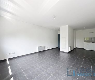 Location Appartement 2 pièces 48m² MONT ST AIGNAN 76130 - Photo 5
