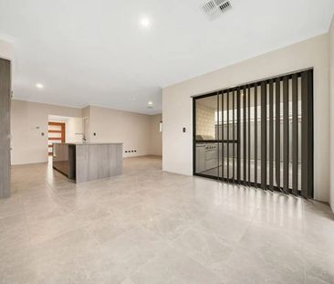 CONTEMPORARY 3 X 2 EGLINGTON HOME - Photo 3