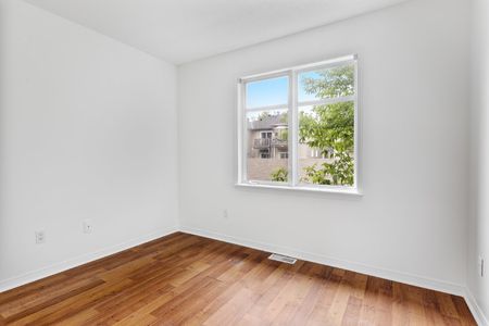 209 Hopewell Avenue - 1 - Photo 4