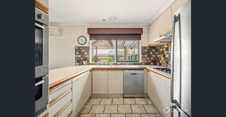 A Refined Family Entertainer with Lasting Appeal - Photo 2