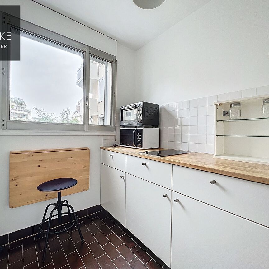 Studio MEUBLÉ- Courbevoie - FRONT DE SEINE - Photo 1