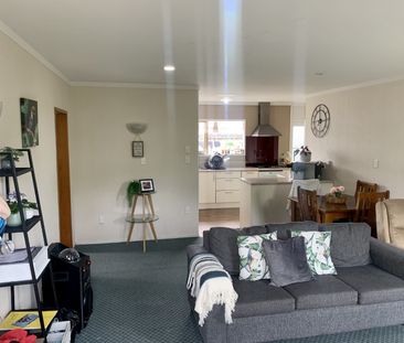 Tidy modern three bedroom unit, one of two. - Photo 3