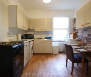 Chelmsford Avenue, Southend-on-Sea - Photo 2