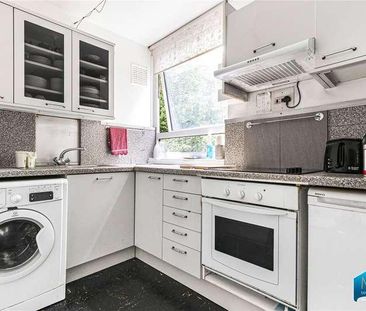 Hilltop House, Hornsey Lane, Highgate, N6 - Photo 5