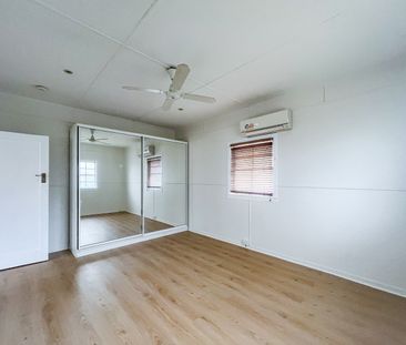 1037 Logan Road, Holland Park West QLD 4121 - House For Rent | Domain - Photo 5