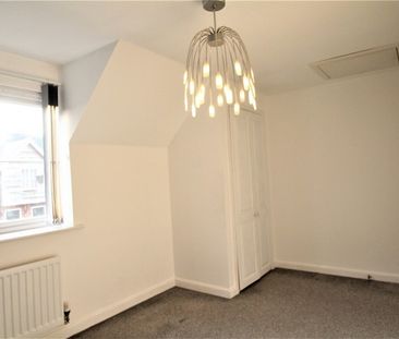 St Briavels Close, Tuffley, Gloucester, GL4 - Photo 2