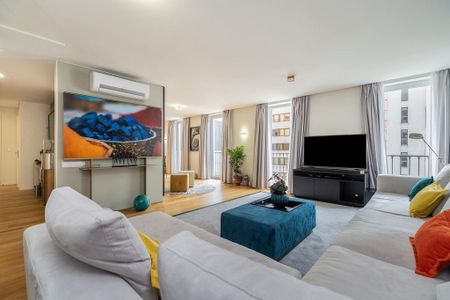 4 room luxury Apartment for rent in Lisbon, Portugal - Photo 4