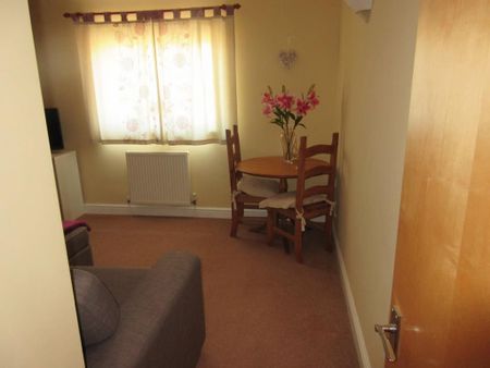 1 bedroom flat to rent - Photo 3
