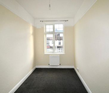 3 bedroom apartment to rent - Photo 5