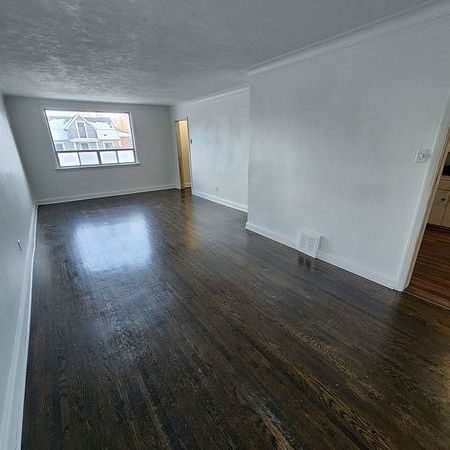 For Lease - 648 Glengrove Avenue, Toronto, Ontario - Photo 1