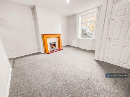 3 bedroom terraced house to rent - Photo 4