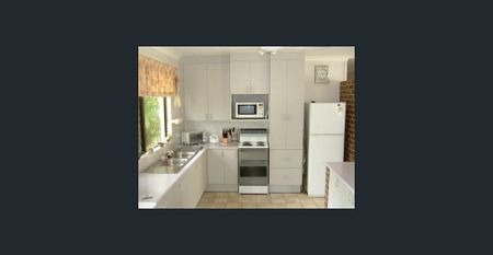 Charming Family Home in Tranquil Heatley Cul de Sac - Photo 3