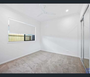 🏡 30 Mahogany Street, Burpengary – Modern Family Living in a Conven... - Photo 3
