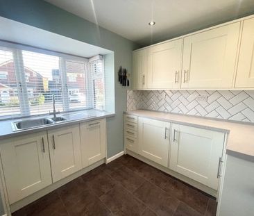 Bolyfant Crescent, Leamington Spa, CV31 - Photo 4