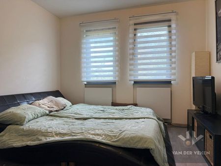 GEZELLIG 2 SLAAPKAMER APPARTEMENT. - Photo 4