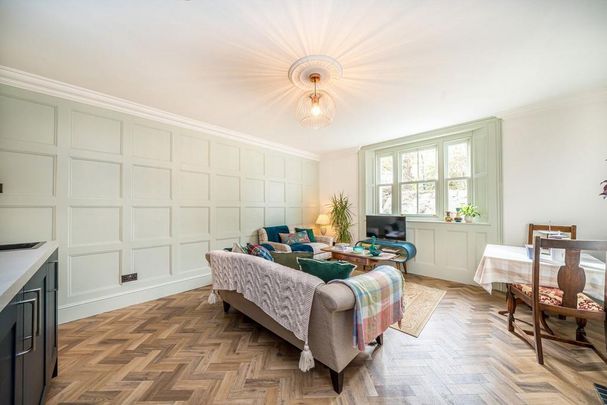 1 bedroom flat to rent - Photo 1