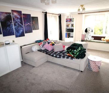 Redcotts, St Botolphs Road, Worthing - Photo 2