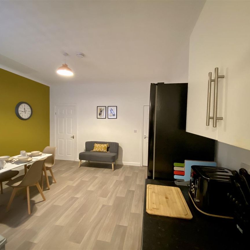 1 bed house share to rent in Ulster Street, Burnley, BB11 - Photo 1