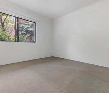 Walk to the Station! - Photo 3