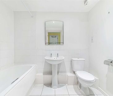 A well presented one bedroom apartment located on the fifth floor o... - Photo 2